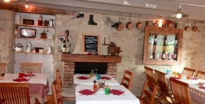 01-Chez Grand-Mère_1