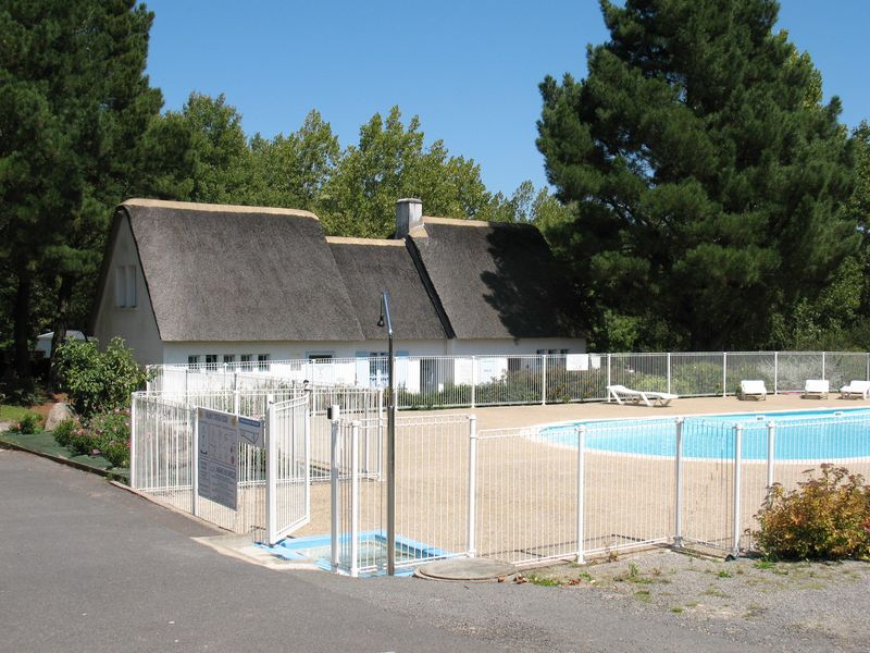Camping Fleur de Brière proche des marais de Brière - Piscine_1