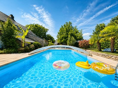 444286 - Piscine partagée