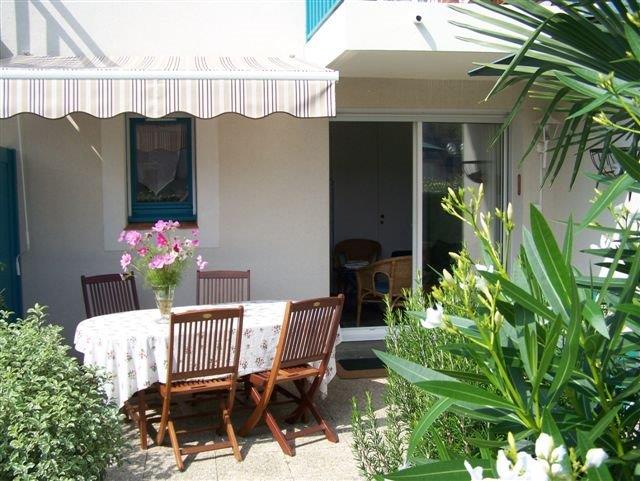 7-terrasse-1436423_1