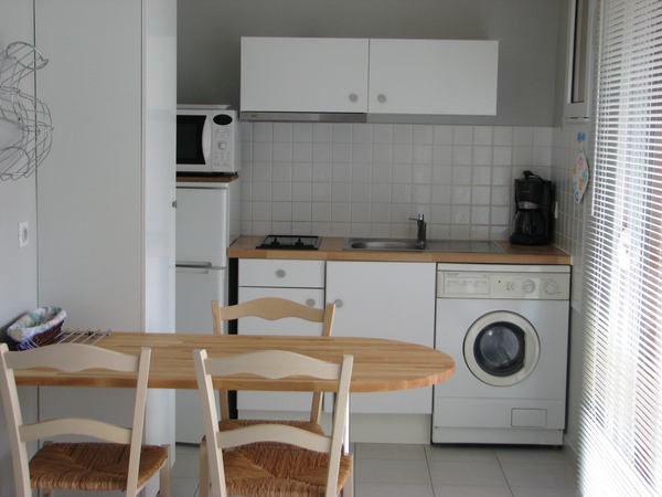 Le Croisic - Cap 1 - Maison 2 personnes - Cuisine ouverte sur séjour_1