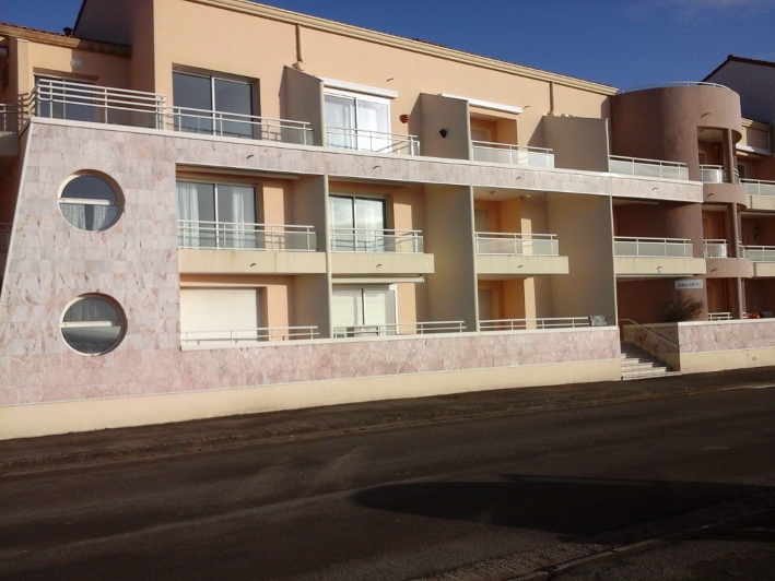 b002-1-709x532-24667_1