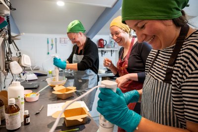 Ateliers fabrication de savons avec Savons de Retz_1