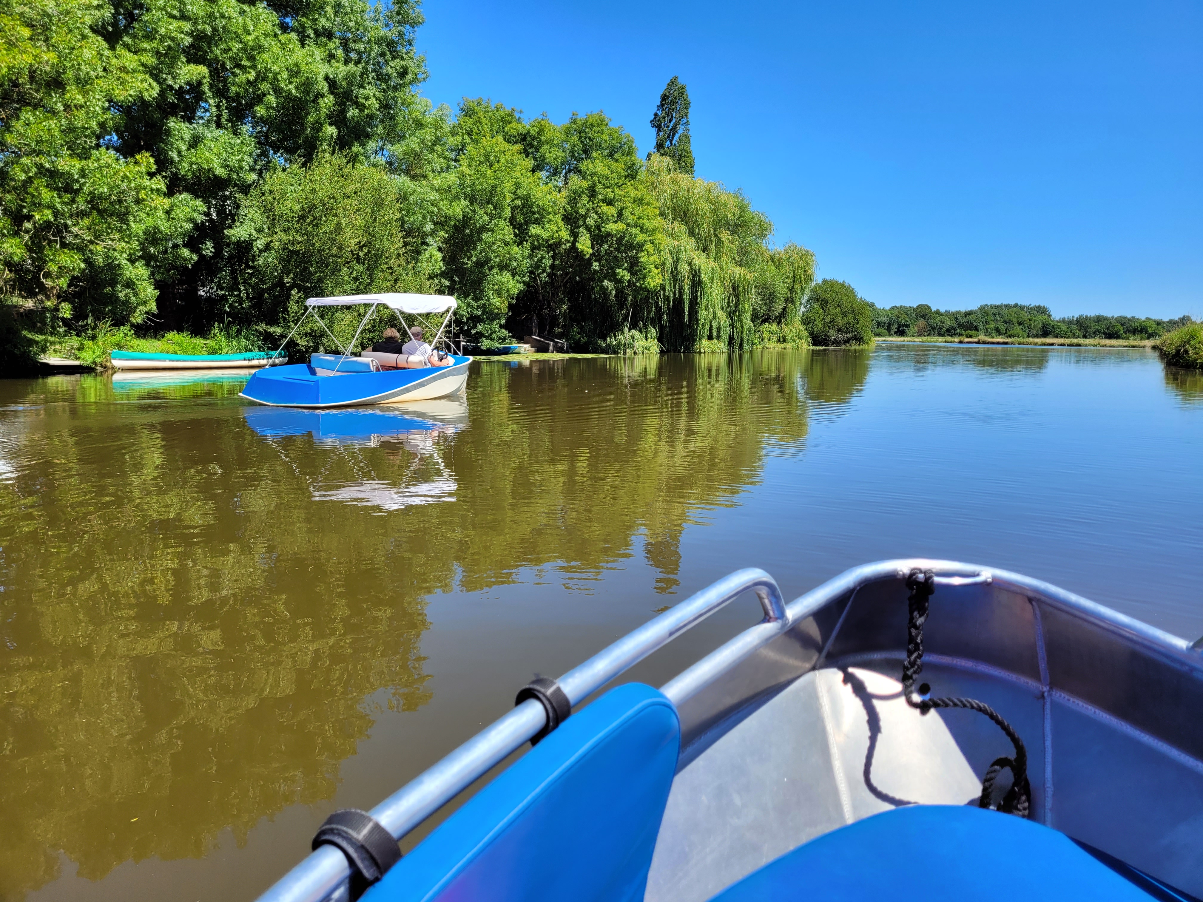 Location de bateaux électriques - Escapade Nature à Port-Saint-Père_1