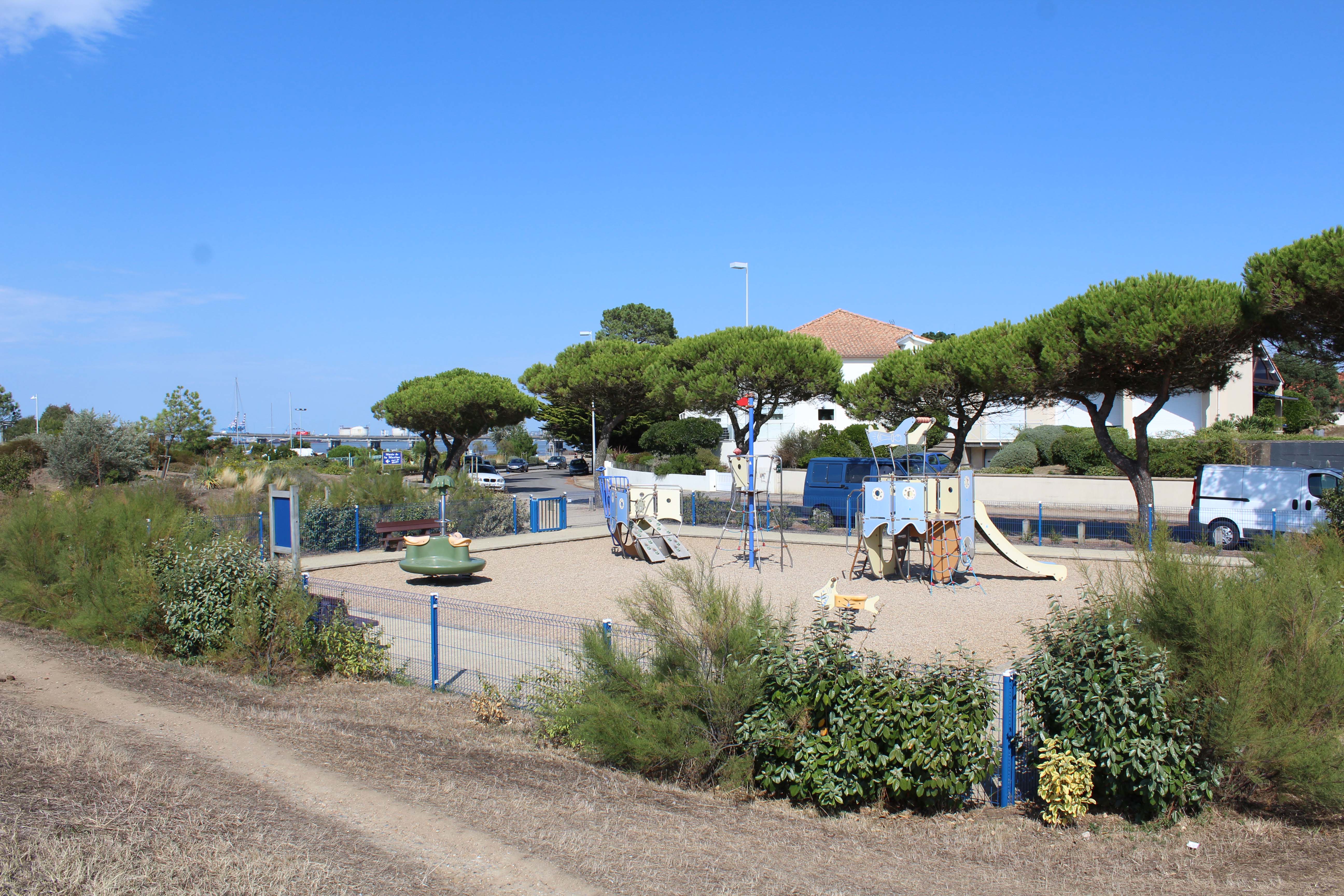 aire-de-jeux-mindin-nez-de-chien-place-bougainville-enfants-st-brevin-serpent-d-ocean-5-1728_1