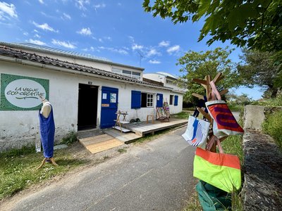 Entrée à la Boutique-atelier La Vague Eco Créative _1