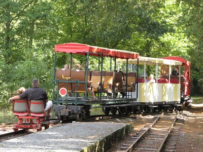 TREFFIEUX_Train-touristique